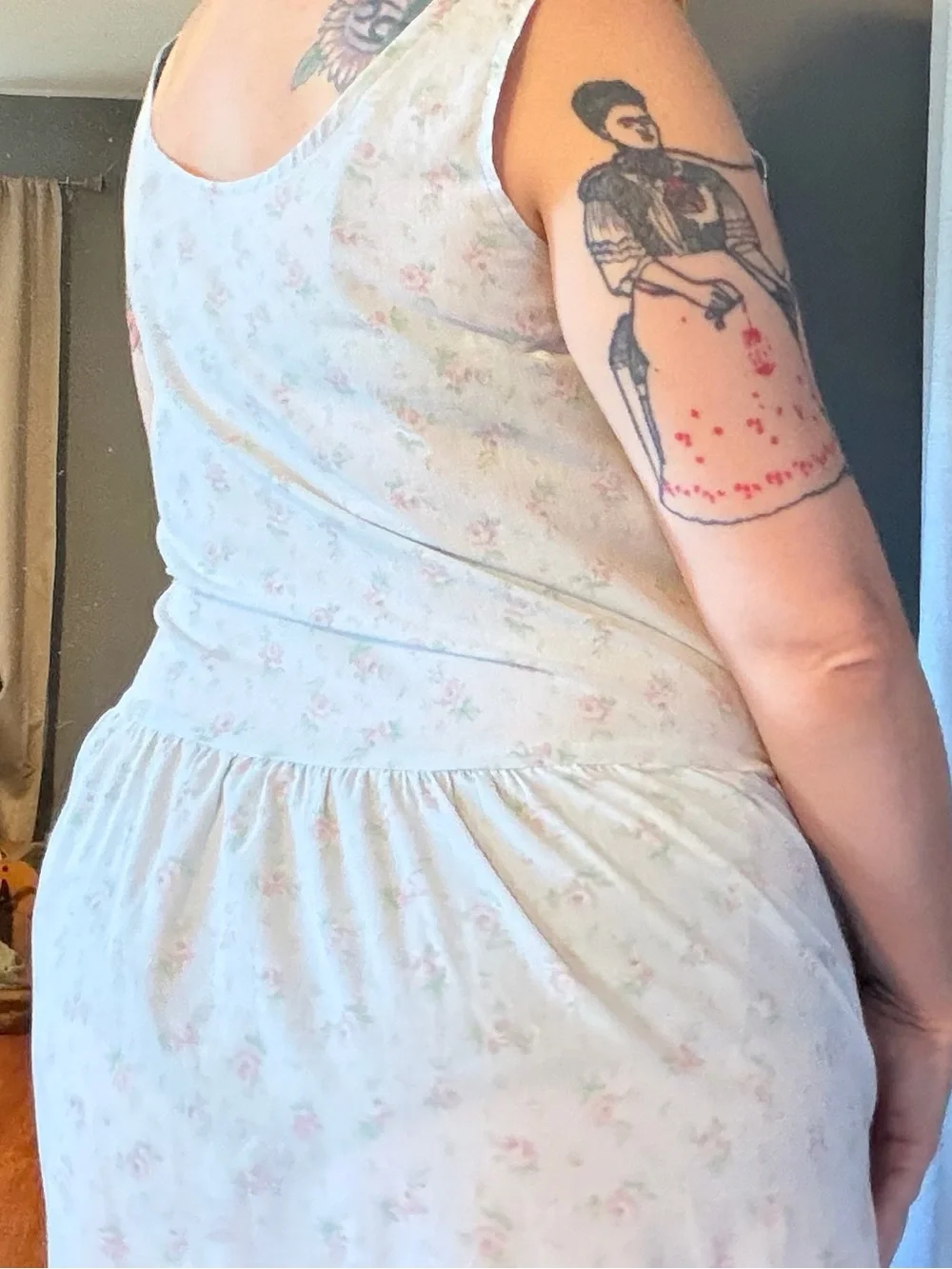 Vintage Bridgerton Style Floral Cotton Button-Front Nightgown - Picture 5 of 5